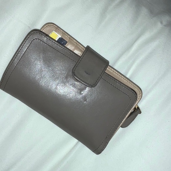 Grey prada wallet - Picture 2 of 6